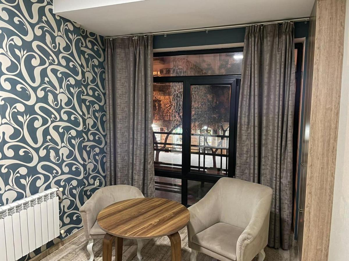 Nizami Street Hotel Баку Екстер'єр фото