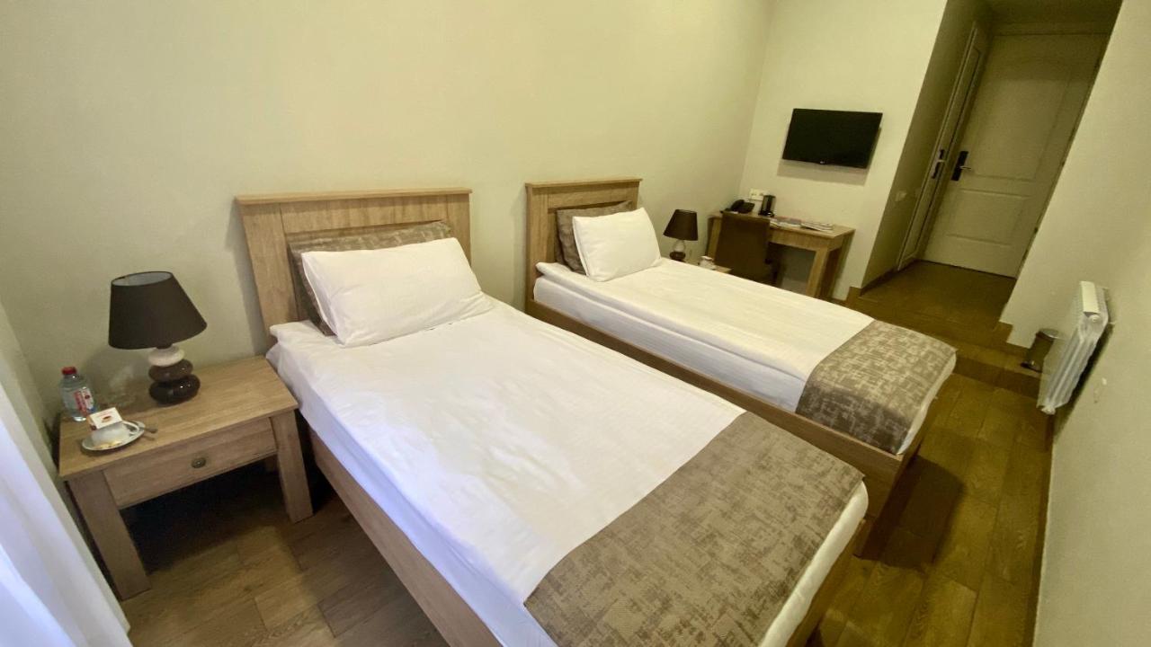 Nizami Street Hotel Баку Екстер'єр фото