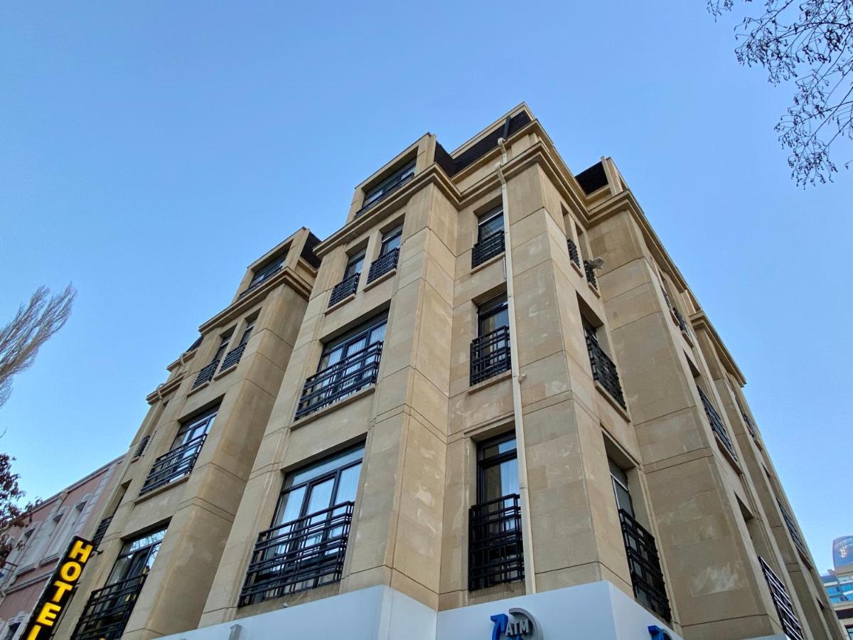 Nizami Street Hotel Баку Екстер'єр фото